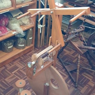 A bit of stock-take today at the Member's shop. We have a number of working spinning wheels for sale. And some fleece to practice on. If you want to take your spinning skills up a notch or two, let us know so that maybe we organise a spinning demo/workshop at the next shop day.

Email: capeguildofweaversshop@gmail.com
website: capeguildofweavers.co.za